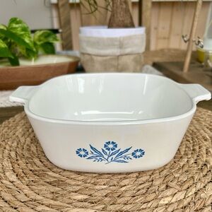 Vintage Corning Ware Blue Cornflower Casserole Dish, model P-1 1/2-B